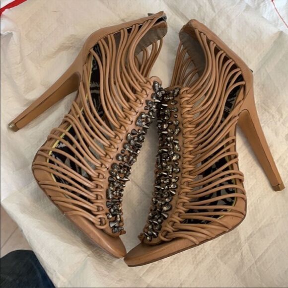 SAM EDELMAN LEATHER TAUPE STRAPPY SANDALS.… - Picture 3 of 8